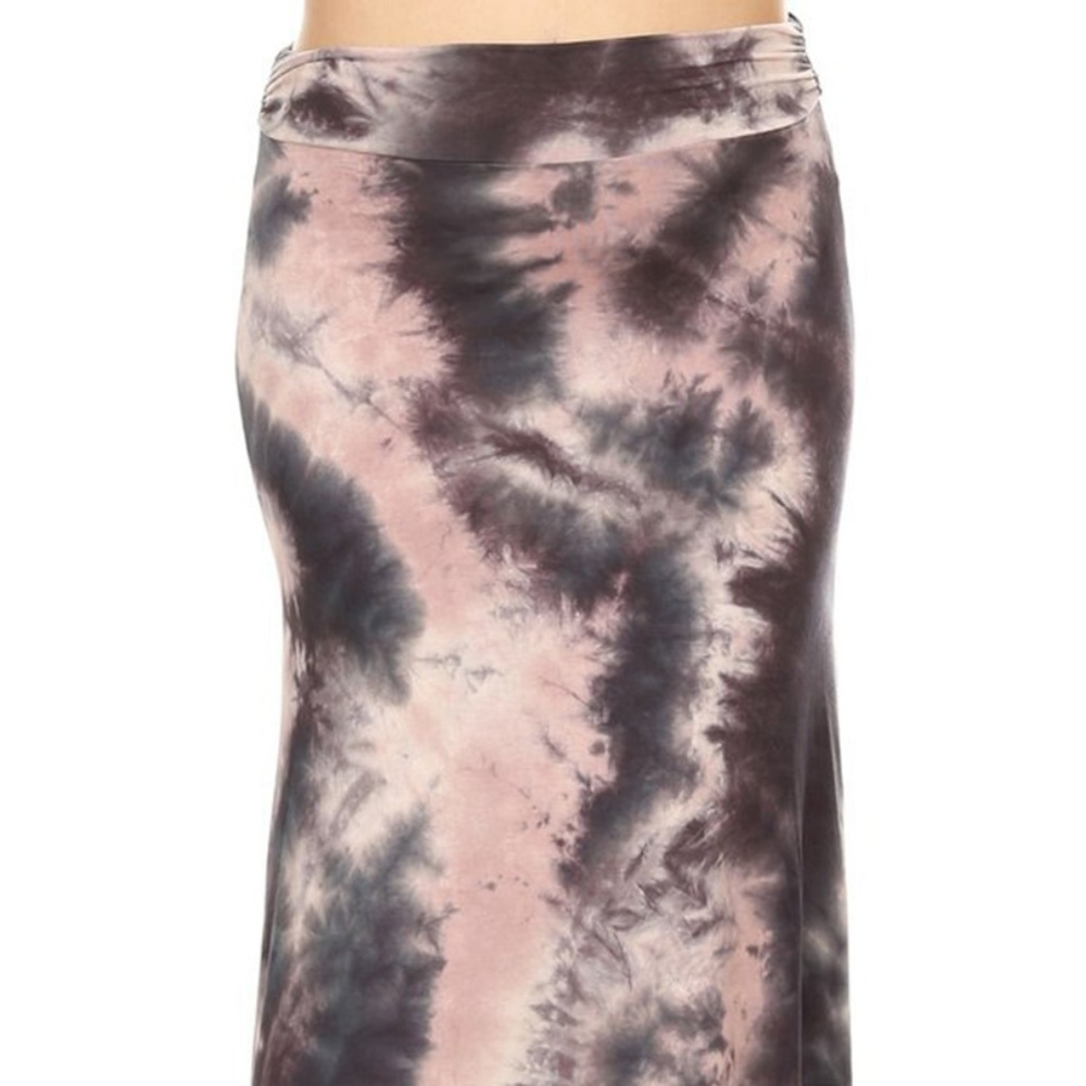 MAXI SKIRT IN PINK TIEDYE